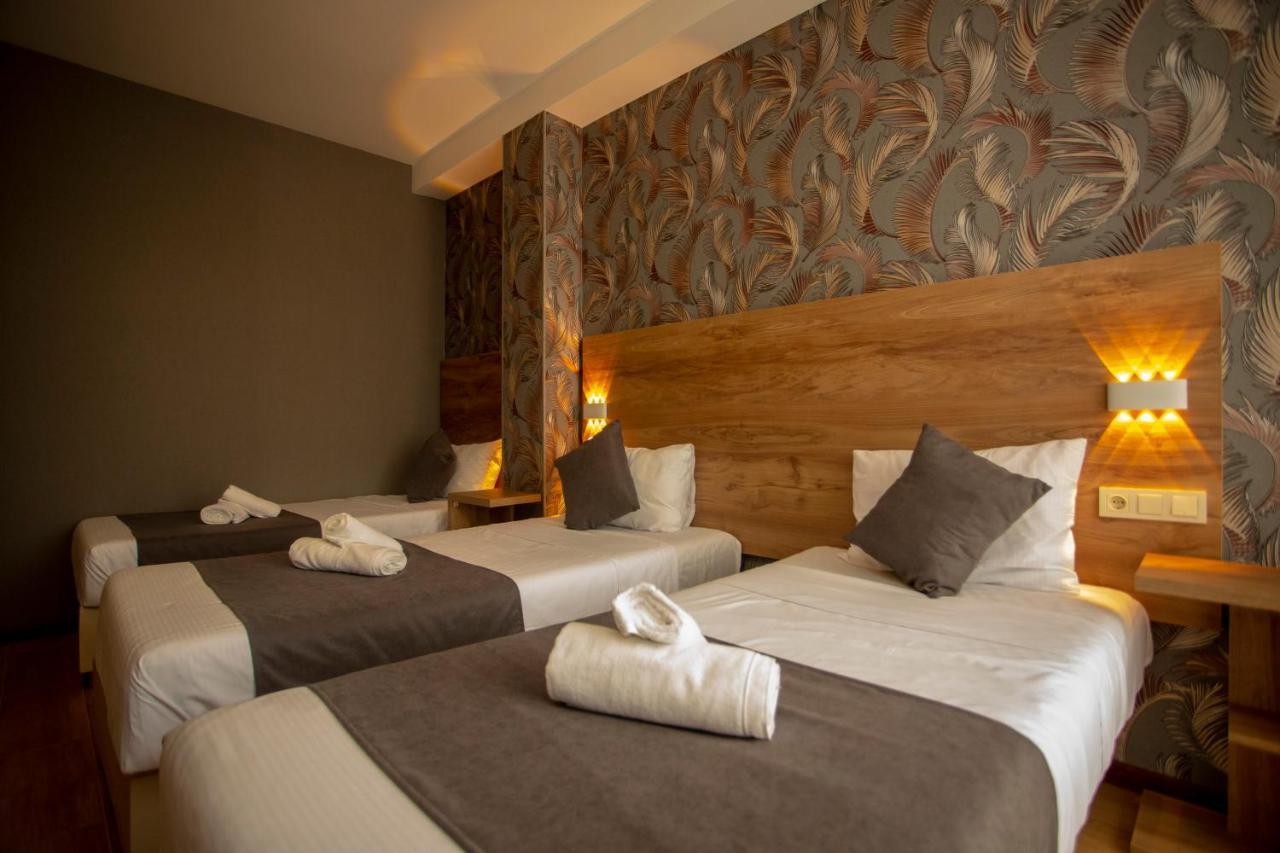Pollux Hotel บาทูมิ ภายนอก รูปภาพ